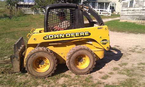 2002 john deere 250 skid steer|2000 jd skid steer loader.